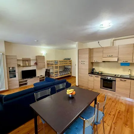 Sobretta Apartment *